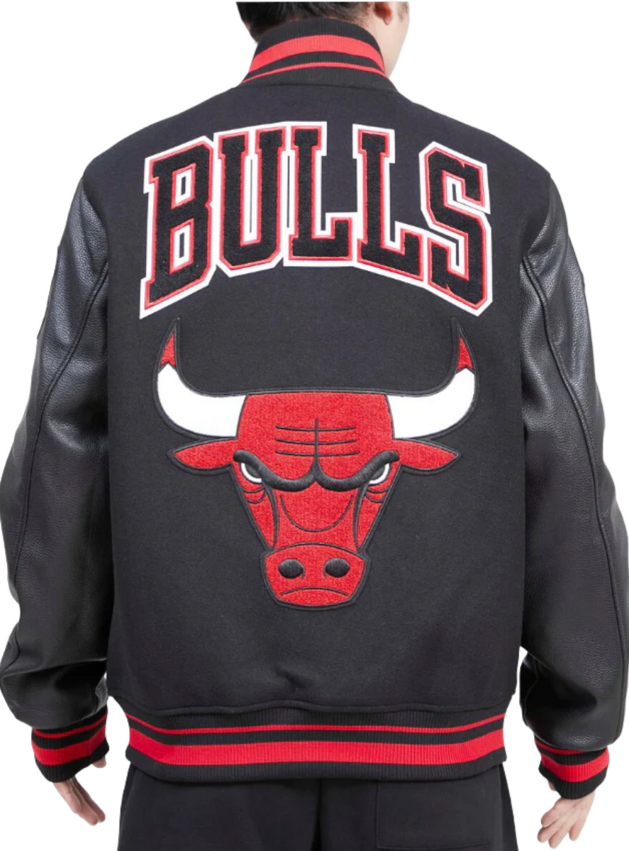 Chicago Bulls Pro Standard 6x NBA Finals Champions Mash Up Capsule Varsity  Full-Zip Jacket - Black