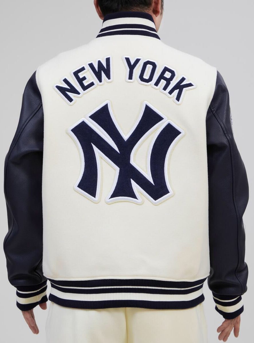 NEW YORK YANKEES CLASSIC TRIPLE RED SATIN JACKET (TRIPLE RED) – Pro Standard