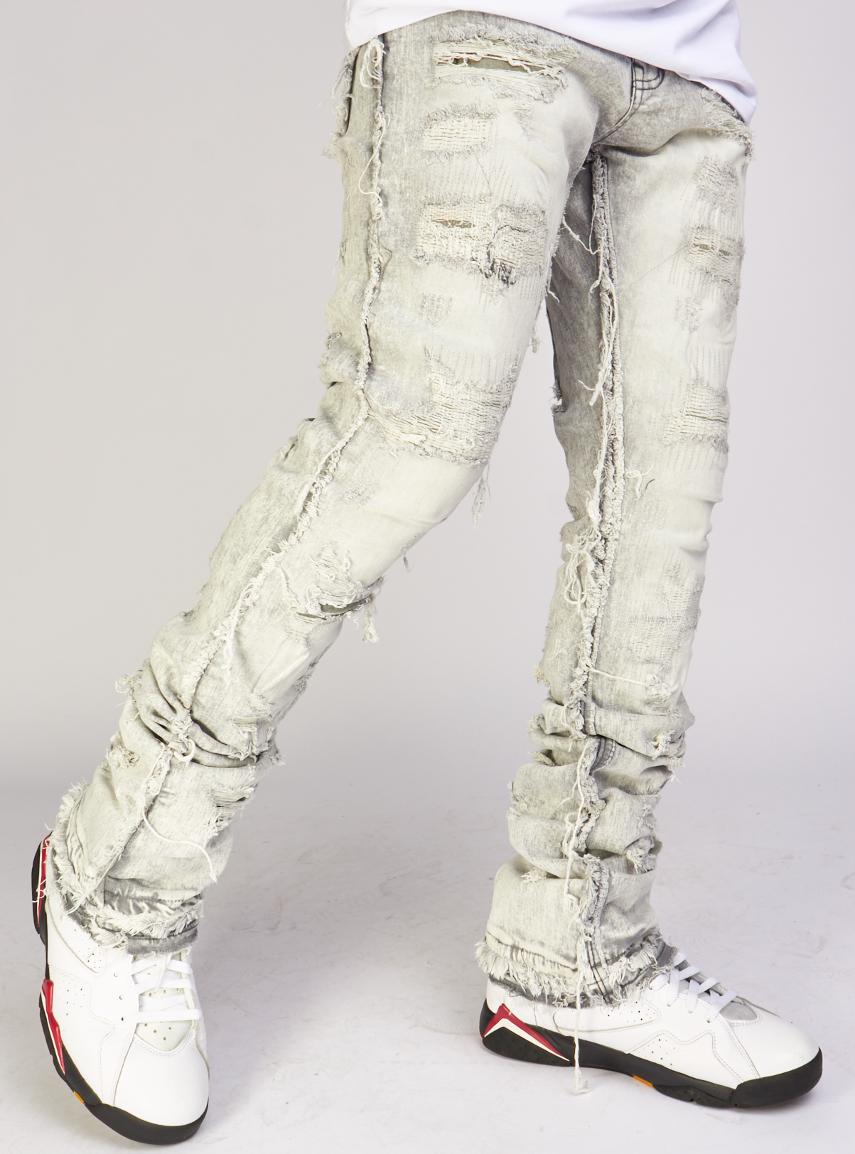 Focus Jeans - Heavy Distressed Stacked Denim - Lt. Grey - 3498C