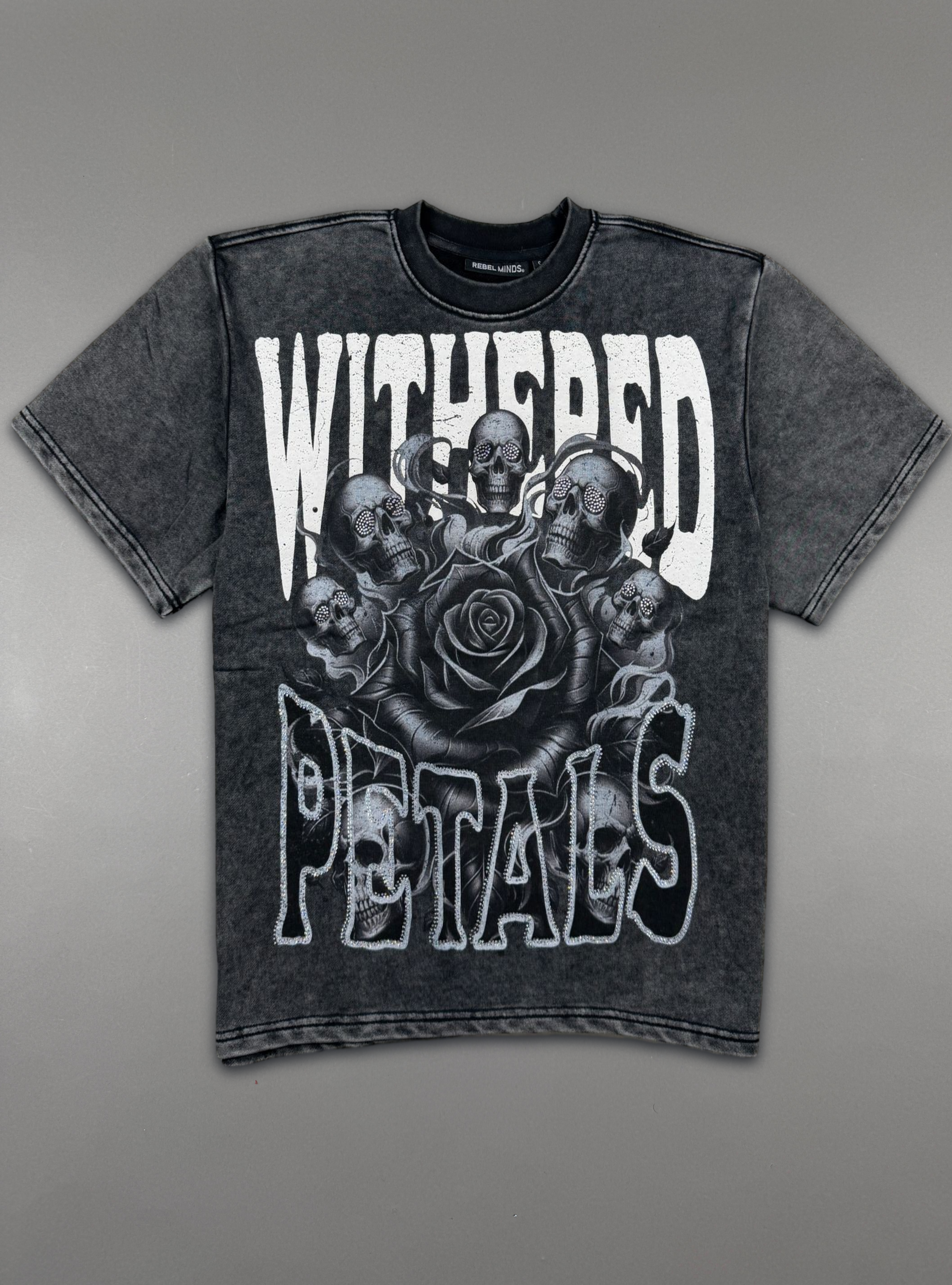 Rebel Minds T-Shirt - Withered Petals Crop Tee - Black - 610-11132