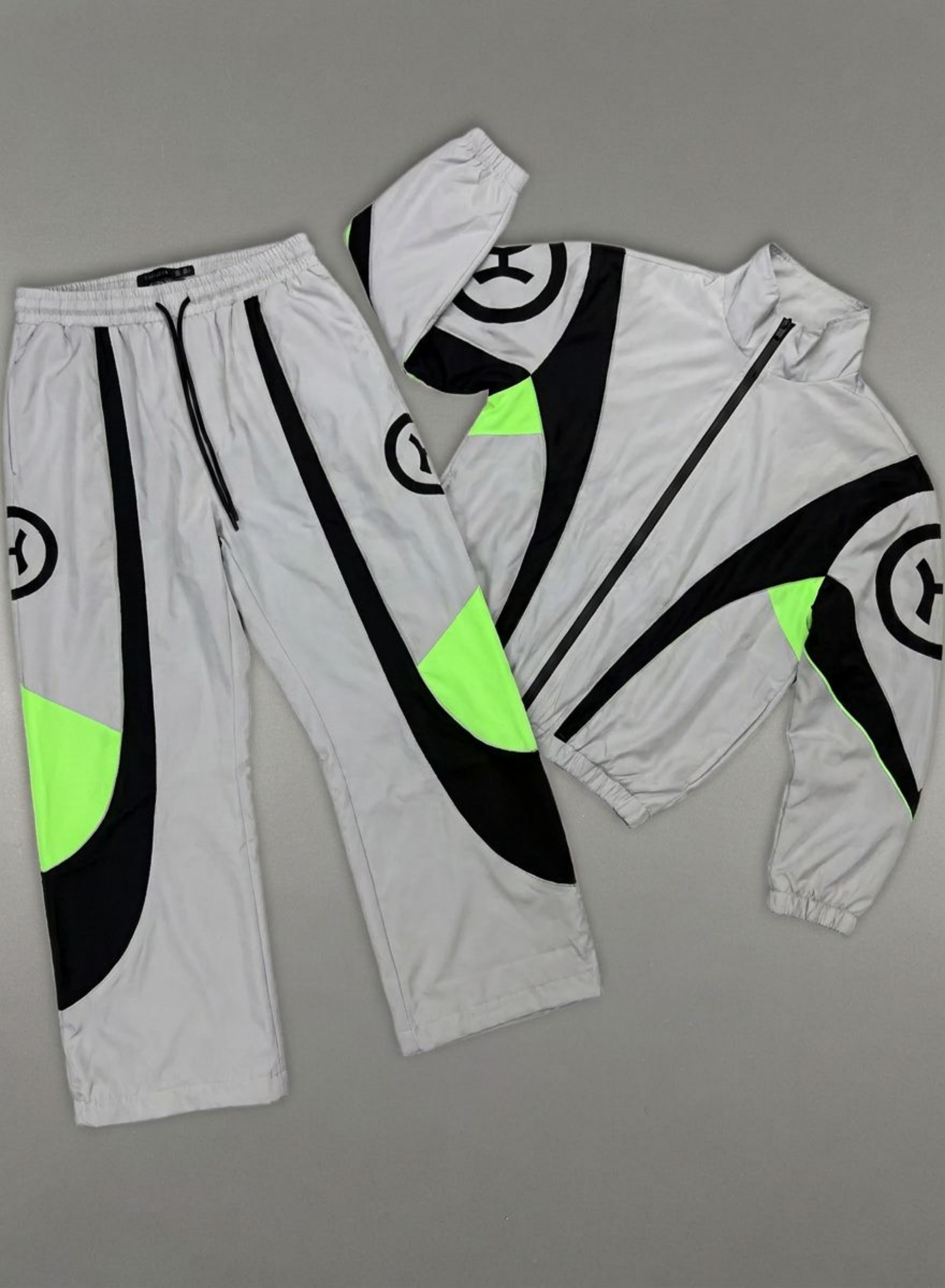 Hudson Track Set - H Nylon Set - Grey/Green - 701 – Vengeance78