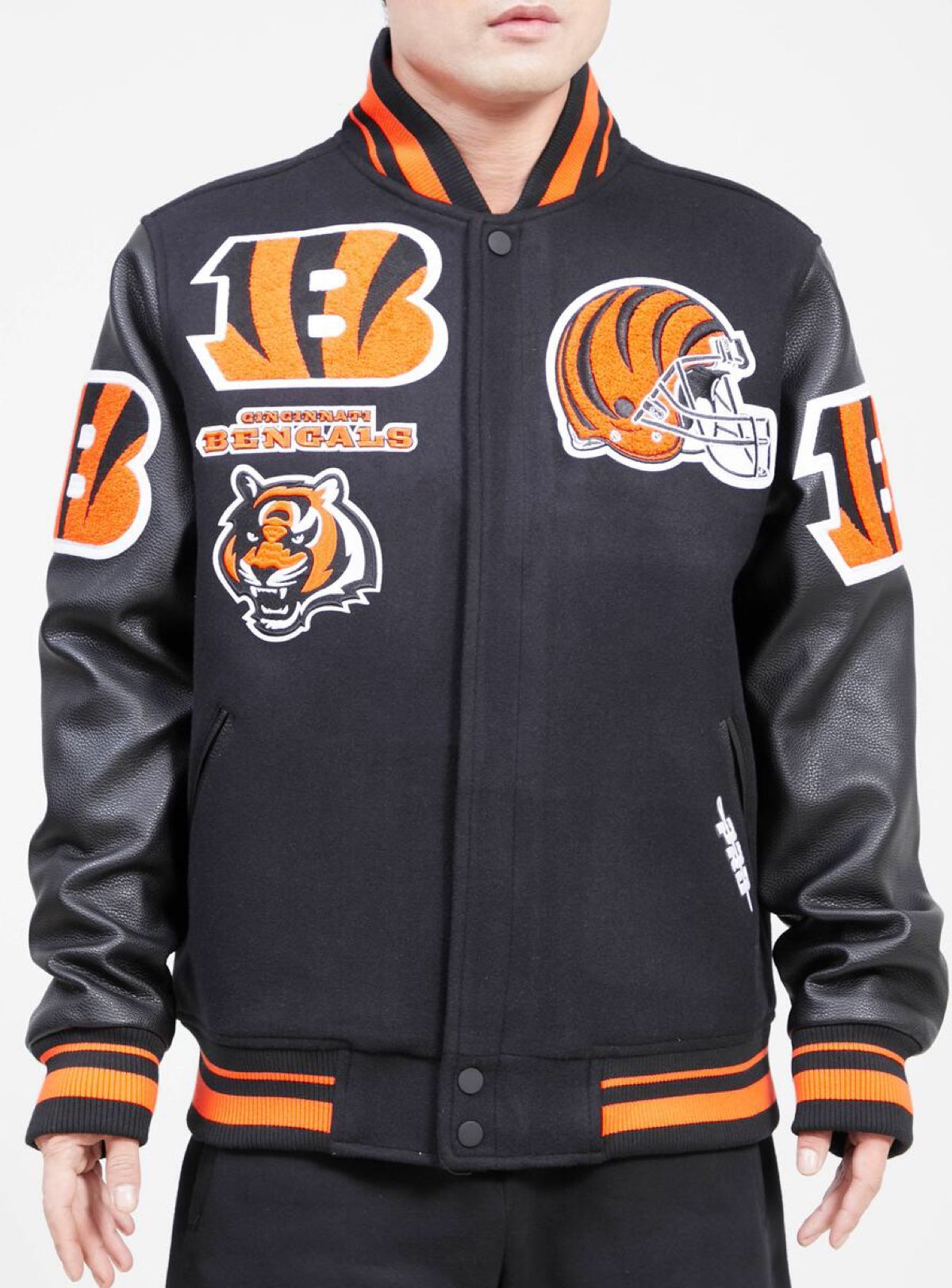 CINCINNATI BENGALS CLASSIC WOOL VARSITY JACKET (BLACK/WHITE)