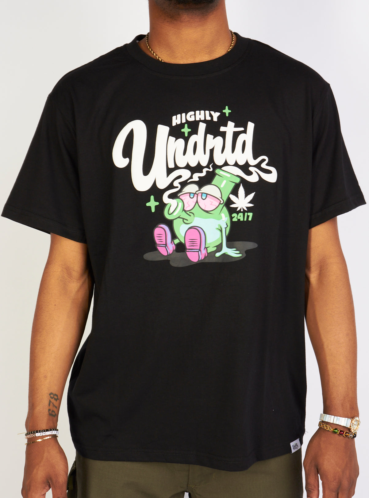Highly Undrtd Peach Maker Graphic T-Shirt