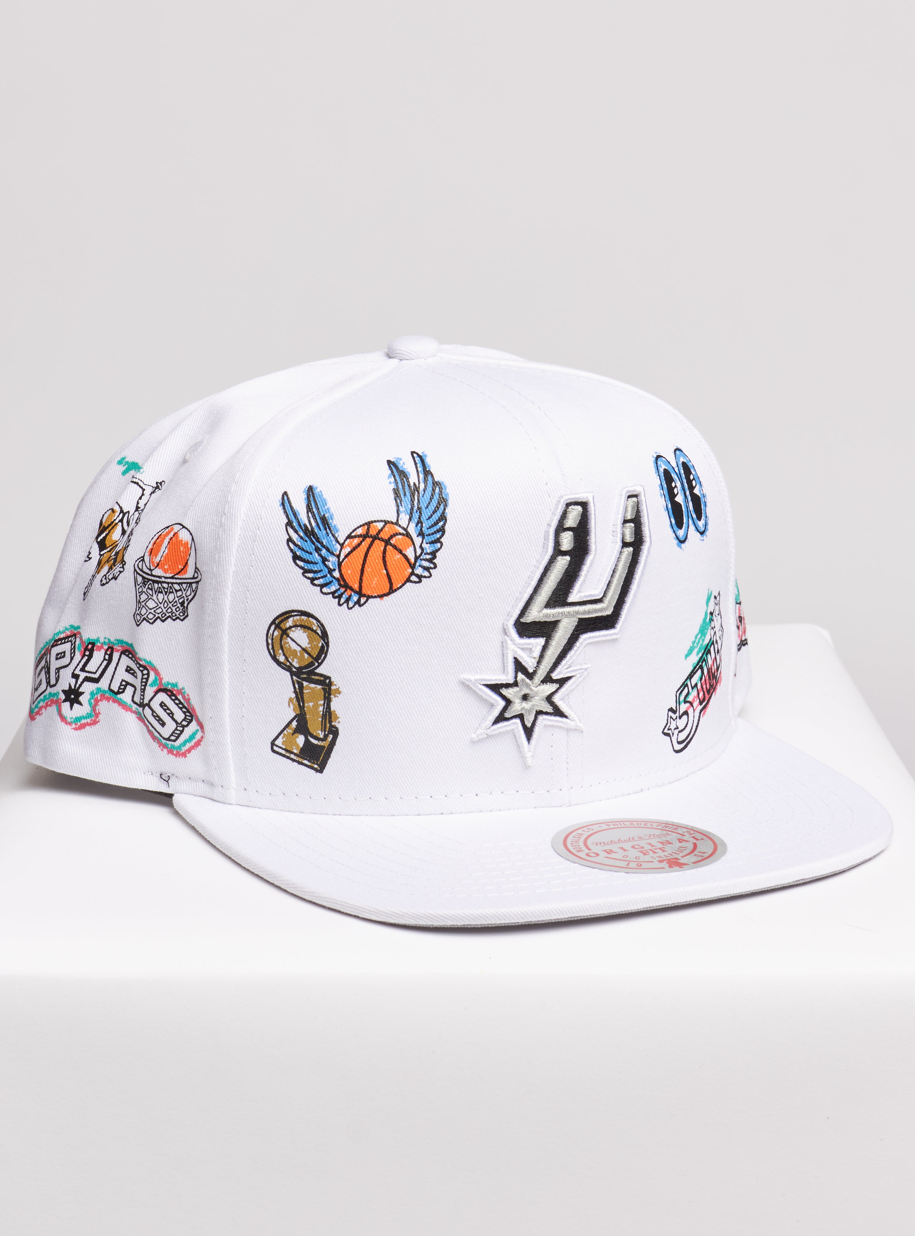 Mitchell & Ness Los Angeles Lakers Hand Drawn Snapback Hat Cap White