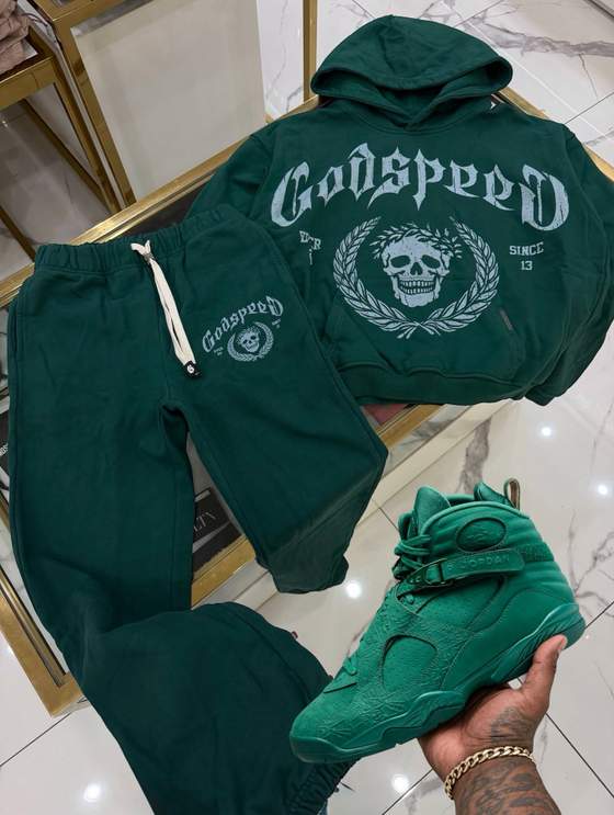 Look: Godspeed Sweatsuit - Victor Crest - Green