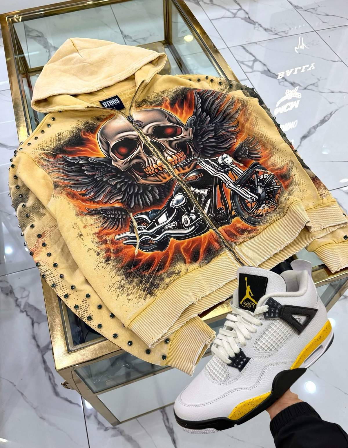 Look: Hoodie — Hellfire Harley Club Full Zip — Light Yolk